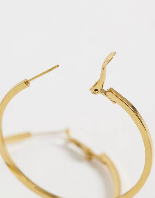 Lost Souls 40mm flat edge hoop earrings in 18k gold plated stainless steel, 3 of 5