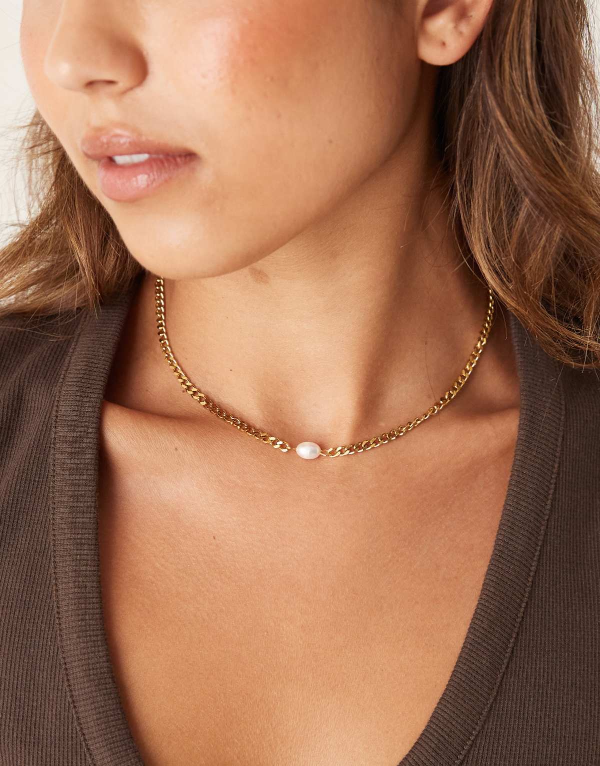 Lost Souls chain necklace with pearl detail in 18ct gold plated stainless steel