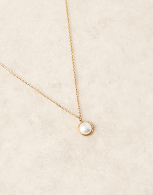 Lost Souls Classic Pearl Pendant Necklace