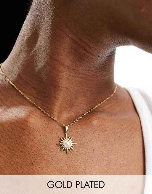Lost Souls - Collier en acier inoxydable plaqué or 18 carats avec pendentif soleil orné d'une perle 
