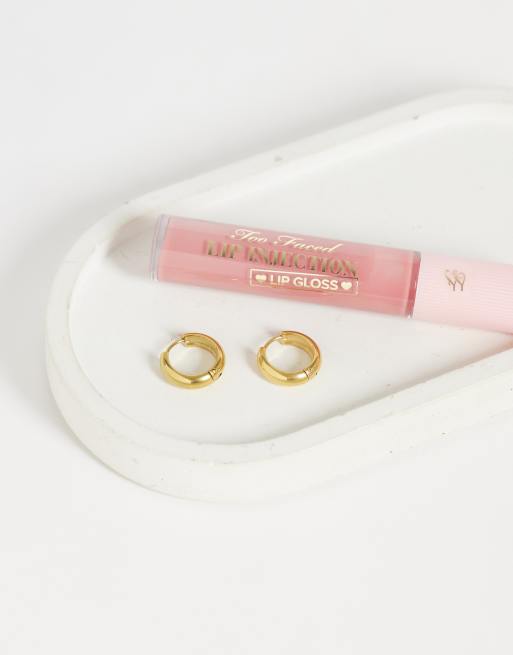 Lost Souls essential huggie-hoopsörhängen i 18k guldpläterat rostfritt stål, 2 av 4