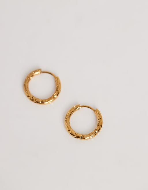 Lost Souls hammered huggie hoop earrings in 18kt gold plated, 2 of 3