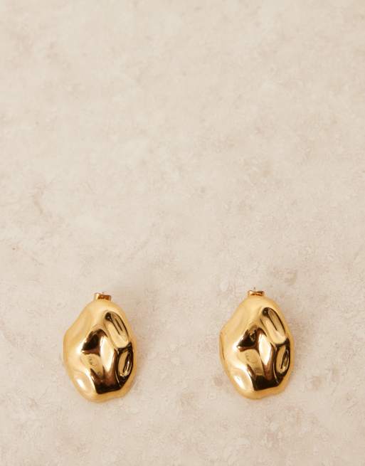 Steel hammered gold earrings