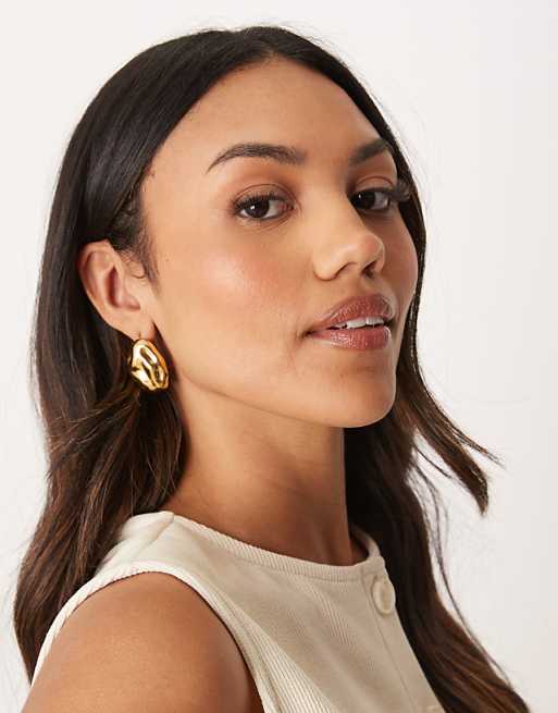 Steel hammered gold earrings Steel hammered gold earrings