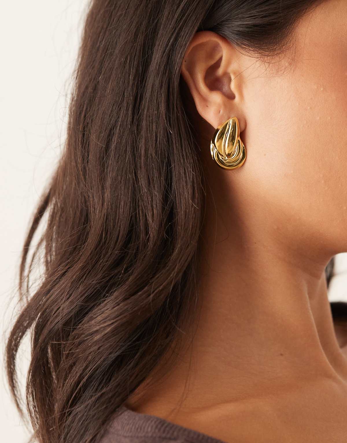 Lost Souls vintage style stud earrings in 18ct gold plated stainless steel