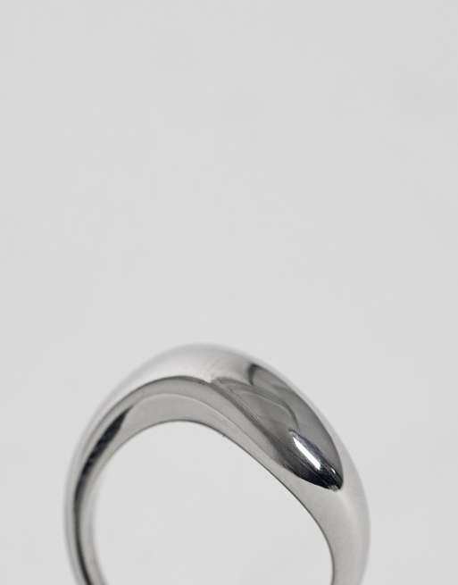 Lost Souls wavy ring in stainless steel, 2 of 3