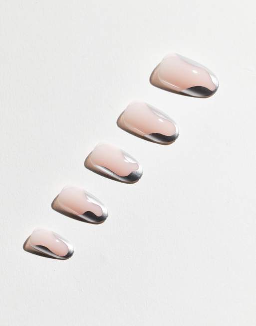 Lottie London X KimKim – Stay Press’d – Künstliche Nägel – Groovy Chrome, 2 von 4