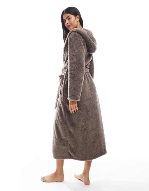 Loungeable - Behaaglijke maxi badjas van sherpa met capuchon in mokka, 3 van 4