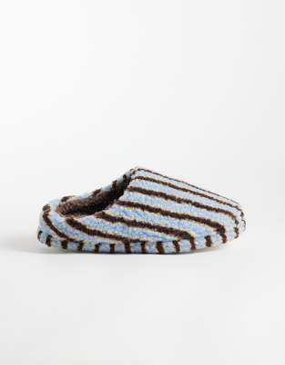 Slippers 3