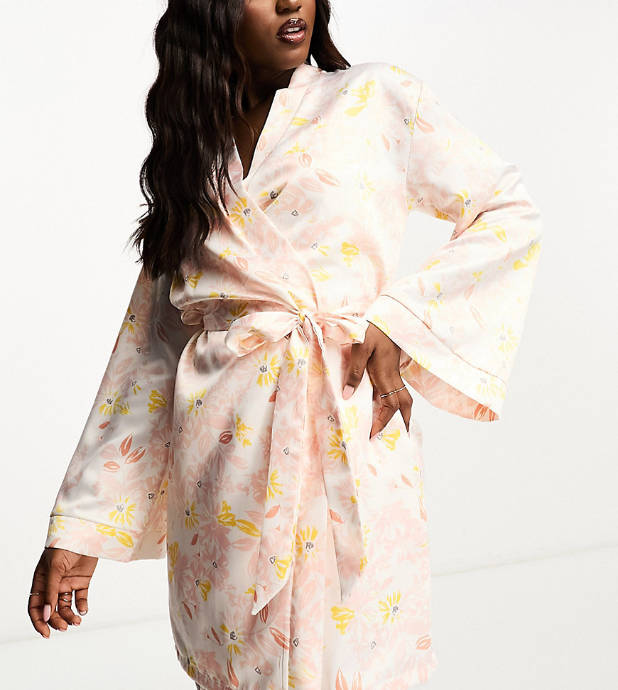 Loungeable bridesmaid robes in floral print-Multi
