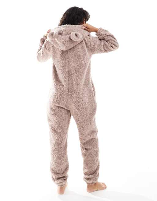 Loungeable – Brungrå onesie i fårskinnsimitation med heltäckande mönster