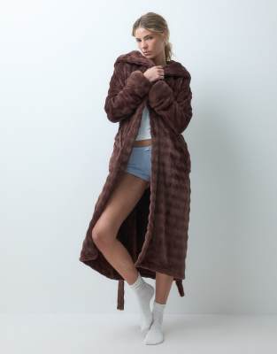Loungeable Bubble Cut Hooded Fleece Midi Length Robe In Brown