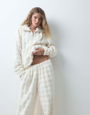 Loungeable Bubble Zip Neck Snuggle Top And Wide Leg Pants Set In White