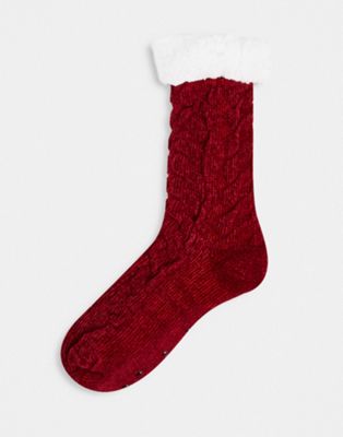 Loungeable chenille cable knit socks with sherpa lining in red and white