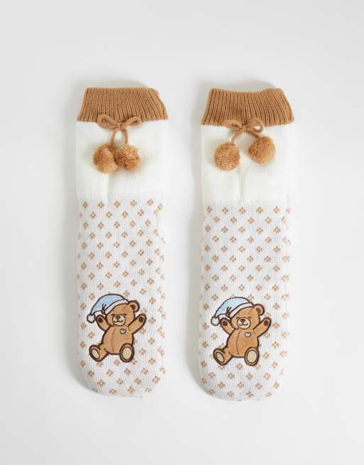 Loungeable Christmas chaussons-chaussettes douillets à pompon en ourson Père Noël, 2 de 3