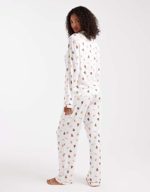 Loungeable Christmas super soft jersey revere top and wide leg pyjama set in cream gingerbread print, 3 of 4