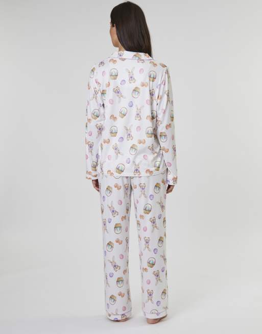 Loungeable - Completo con maniche lunghe e pantaloni in jersey con stampa di coniglietto multicolore, 3 di 4