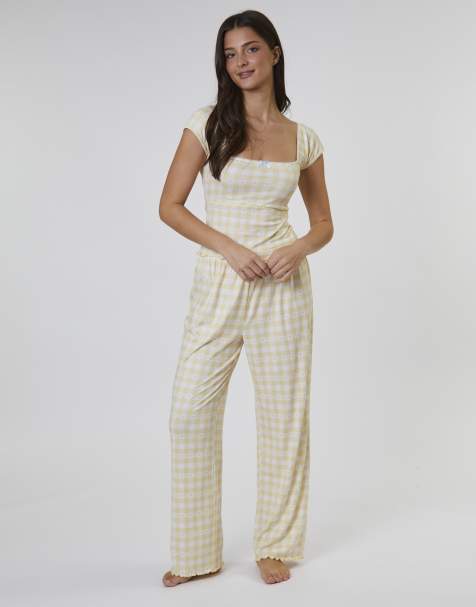 Loungeable - Completo giallo a quadretti con canottiera e pantaloni a fondo ampio con stampa di cuori - view 1