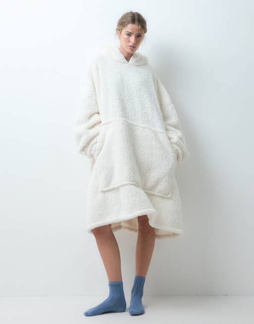 Loungeable cosy snow tipped super soft snuggle hoodie in cream, 2 of 4