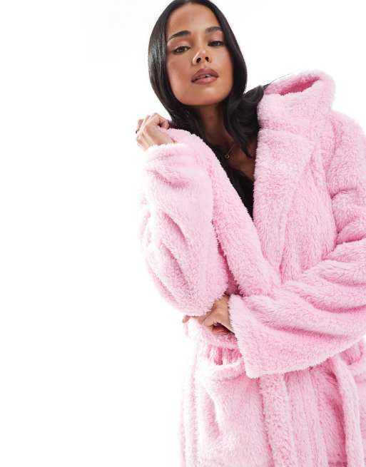 Loungeable cozy sherpa hooded maxi robe in candy pink