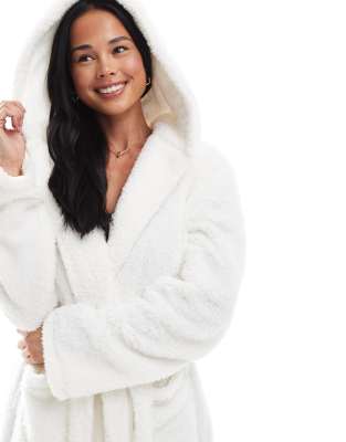 Loungeable Cozy Sherpa Hooded Maxi Robe In White