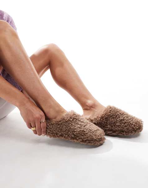 Loungeable cream shaggy slipper in chocolate brown - view 1