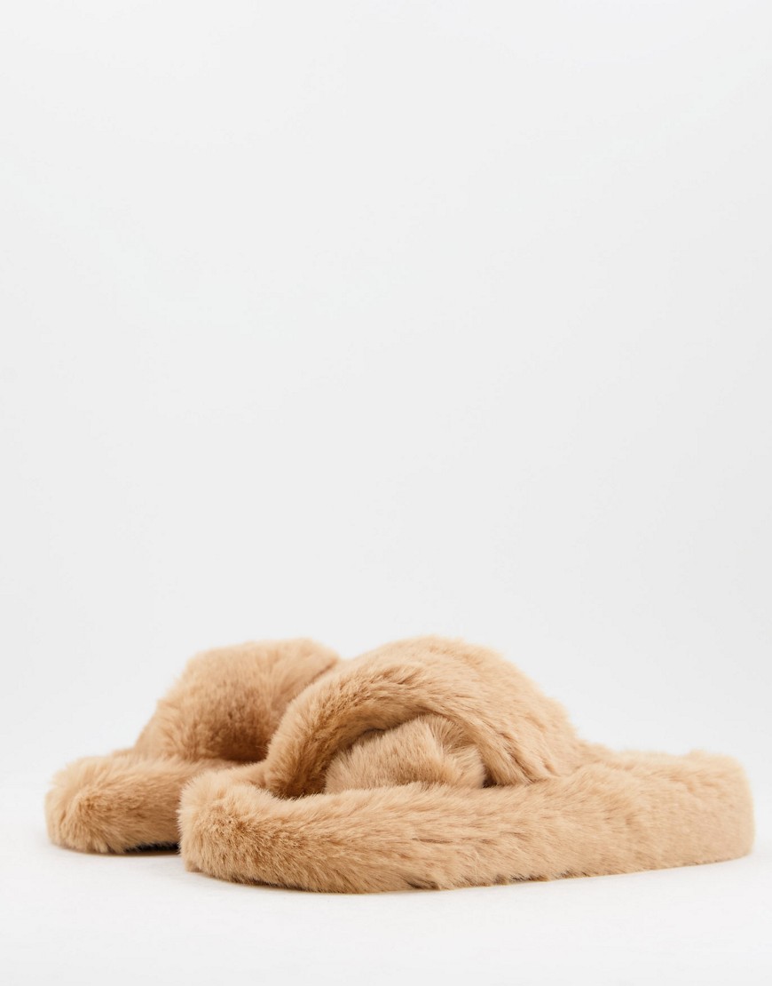 Loungeable cross over super fluffy slipper in brown