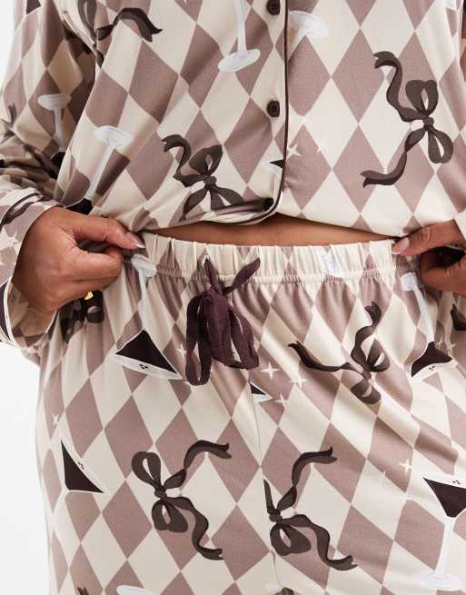 Loungeable Curve camp collar button up shirt and pants pajama set in espresso martini bow print, 3 of 4