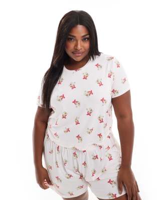 Loungeable Loungeable Curve Christmas mistletoe print jersey pyjama t shirt and short set in light pink