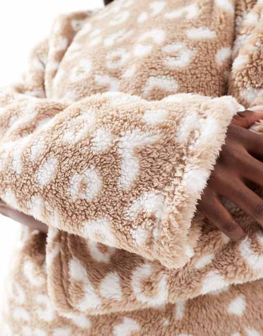 Loungeable Curve cosy sherpa twosie nightwear set in taupe, 3 of 4