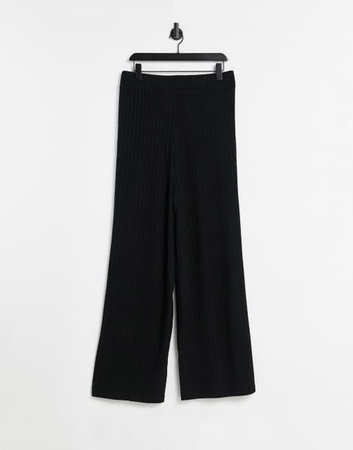 Loungeable Curve – Mix & Match – Weiche, gerippte Strickhose mit weitem Bein in Schwarz, 2 von 3