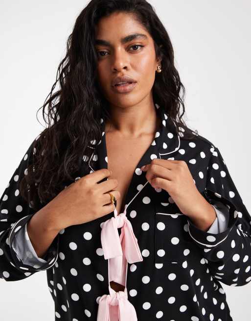 Loungeable Curve pigiama composto da camicia e pantaloni con rever e chiusura a nodo a pois, 3 di 4