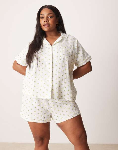 Loungeable Curve printed lemon crinkle cotton short sleeve shirt & short pajama set in ivory - view 1
