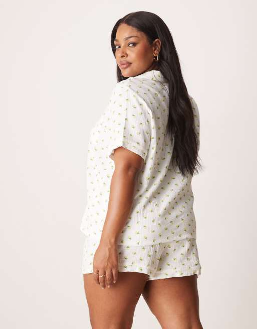 Loungeable Curve printed lemon crinkle cotton short sleeve shirt & short pajama set in ivory