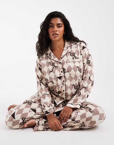 Loungeable Curve revere button up shirt and pants pyjama set in espresso martini bow print - view 1