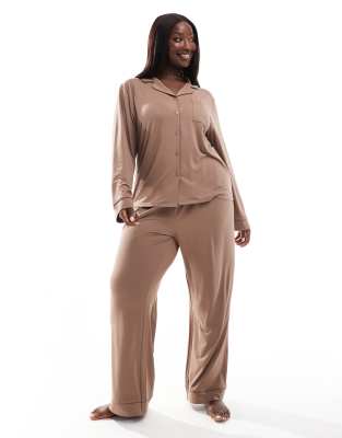 Loungeable Loungeable Curve super soft jersey revere top and wide leg pyjama set with piping detail in cappuccino-Brown