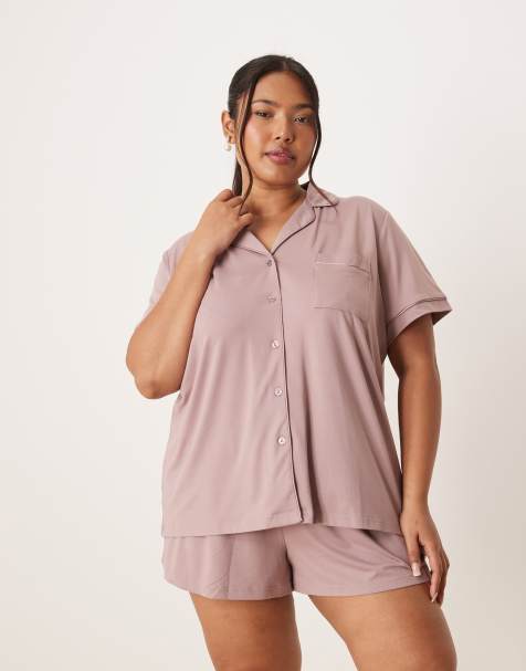 Loungeable Curve - Superblødt pyjamassæt i støvet grålilla jersey med kortærmet skjorte og shorts - view 1