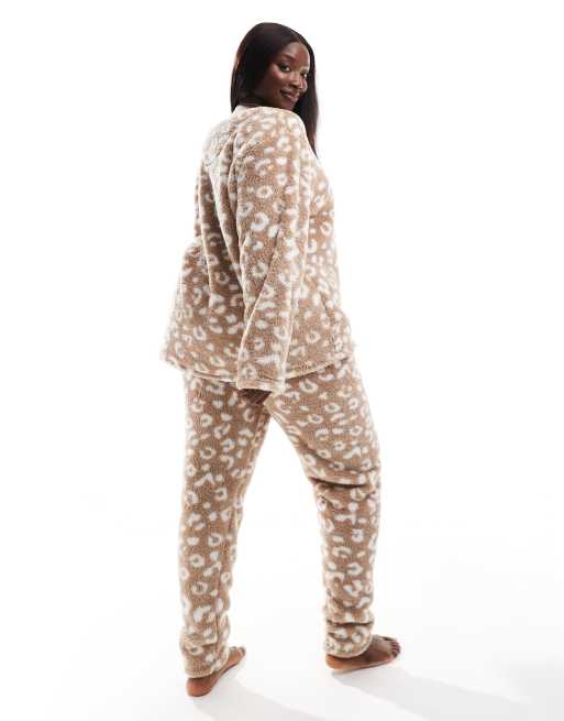 Loungeable Curve – Zweiteiliger, kuscheliger Pyjama aus Teddyfell in Taupe, 2 von 4
