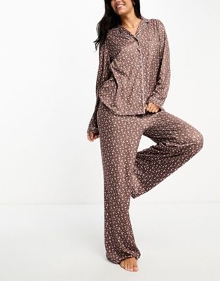 Loungeable oversized jersey long sleeve shirt and trouser pjyama set in floral print - ASOS Price Checker