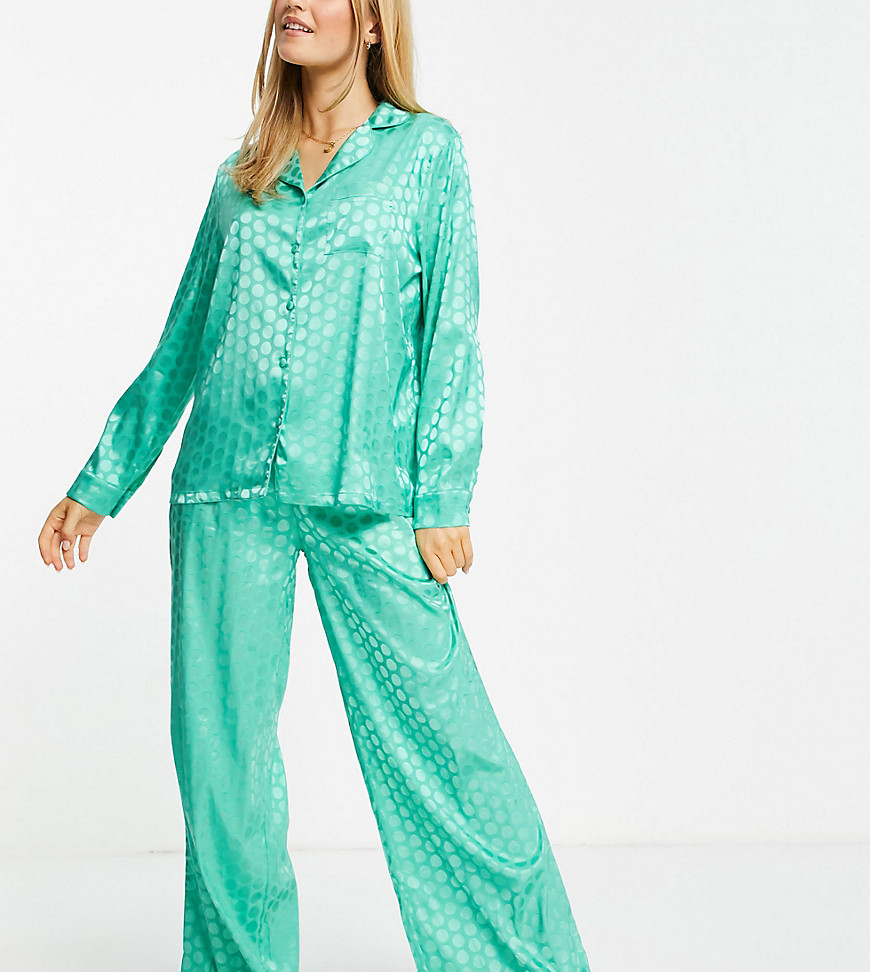 Exclusive satin jacquard spot pajama set in teal-Green