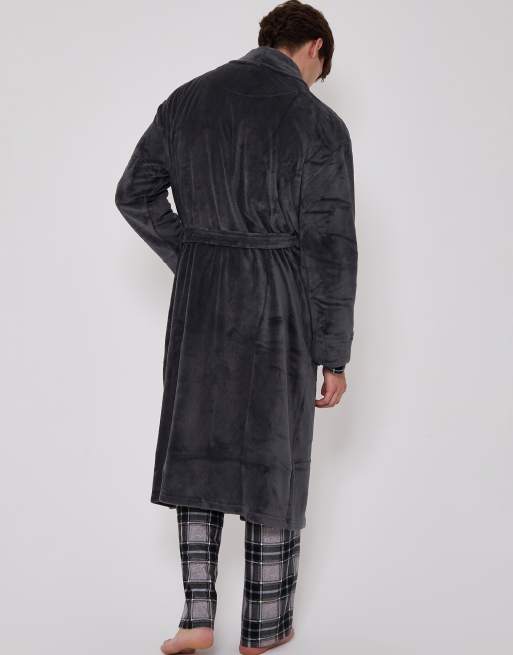 Loungeable Fleece shawl collar robe in grey, 4 of 4