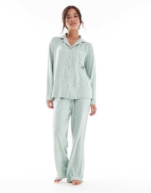 Loungeable – Gerippter, klassischer Damen-Pyjama aus angerautem Rippstrick in meliertem Grün