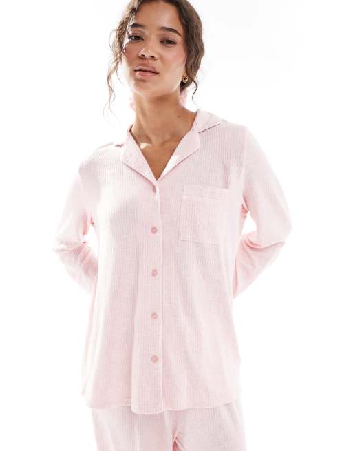 Loungeable – Gerippter Pyjama in meliertem Rosa mit Paspelierung, aus Oberteil mit Reverskragen und weit geschnittener Hose, 3 von 4