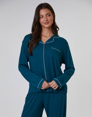 Loungeable - Geripptes, langärmliges, traditionelles Hemd und lange Hose in Grün