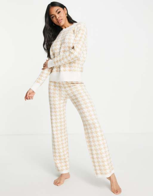 Loungeable houndstooth knitted lounge top in cream, 4 of 4