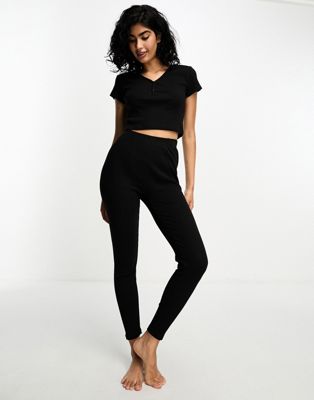 Loungeable jersey boxer style legging in black - ASOS Price Checker