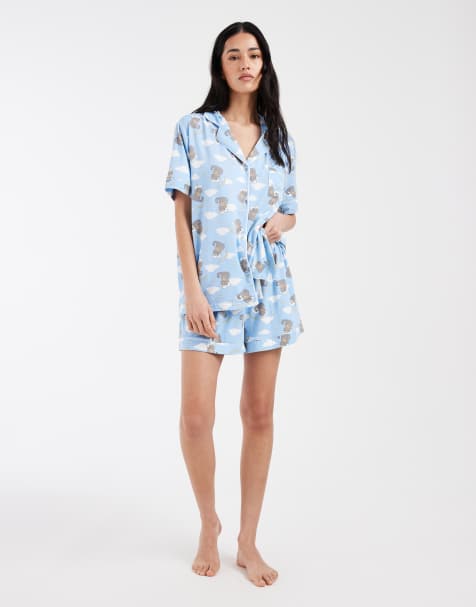 Loungeable – Kattmönstrat set i supermjuk jersey med topp med krage med slag och shorts - view 1