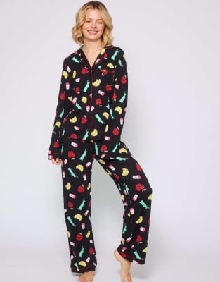 Loungeable - Klassischer Pyjama in Schwarz mit Hemd mit langen Ärmeln und Knopfleiste