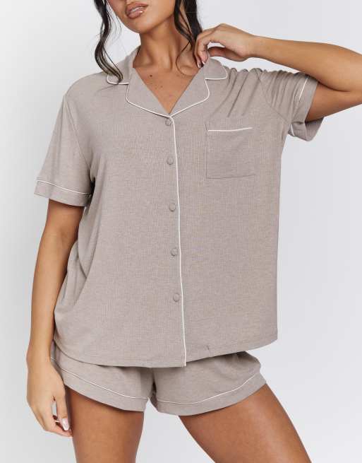 Loungeable Ladies traditional rib short sleeve shirt and shorts pyjama set in oatmeal
