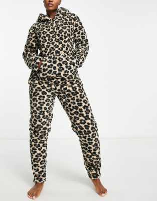 Robin and Sweatpants Lounge Set